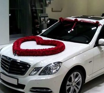 گل مناسب ماشین عروس